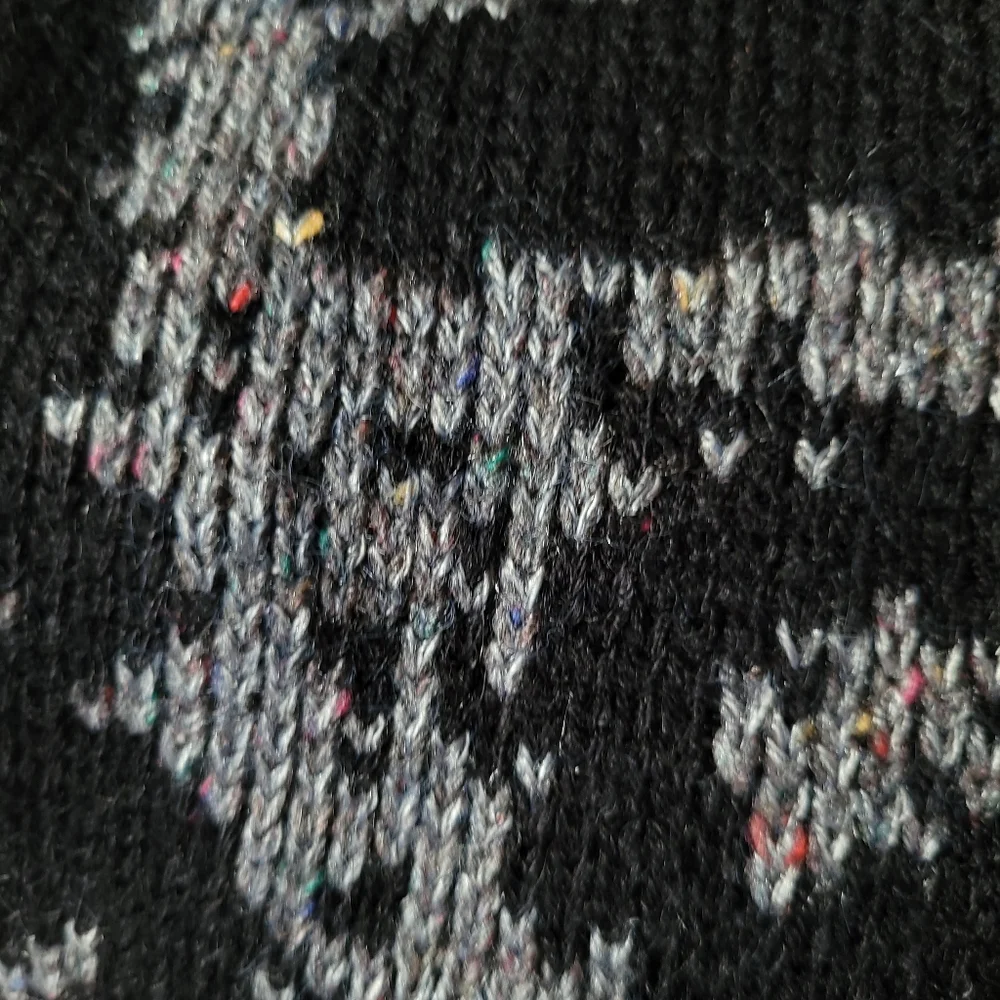 Vintage 80s Novelty Sweater Vest Tic-Tac-Toe Pattern - Picture 4 of 8